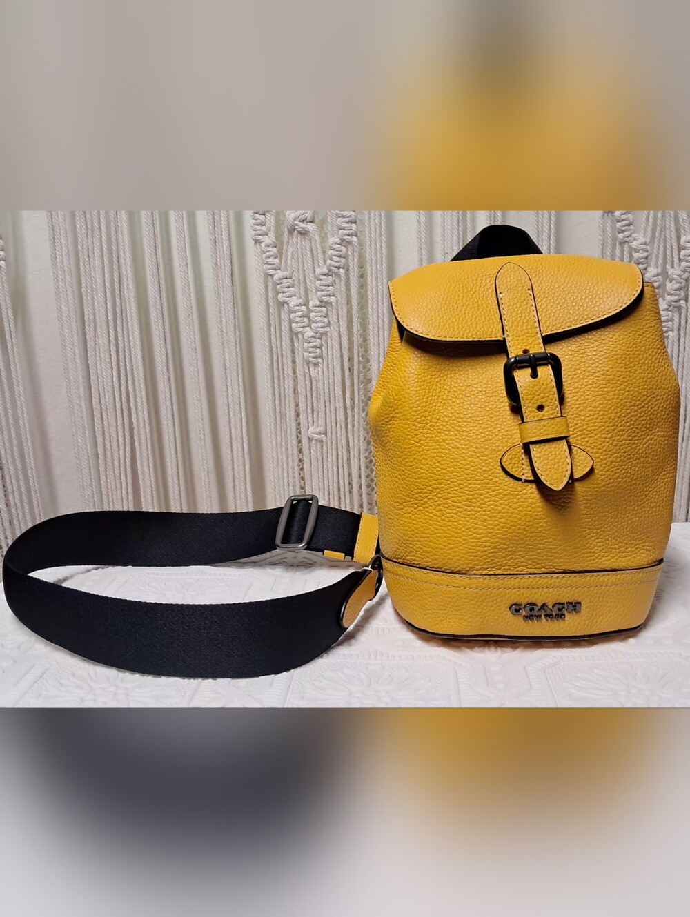 Coach Hudson Small Pack in Canary Yellow Pebble Leather NWT - Picture 2 of 14